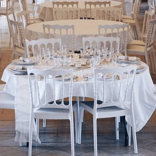 Location chaise et table napoléon blanc 