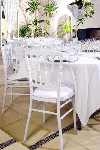 Location chaise et table napoléon blanc 