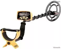 Détecteur de métaux sable sec et terre