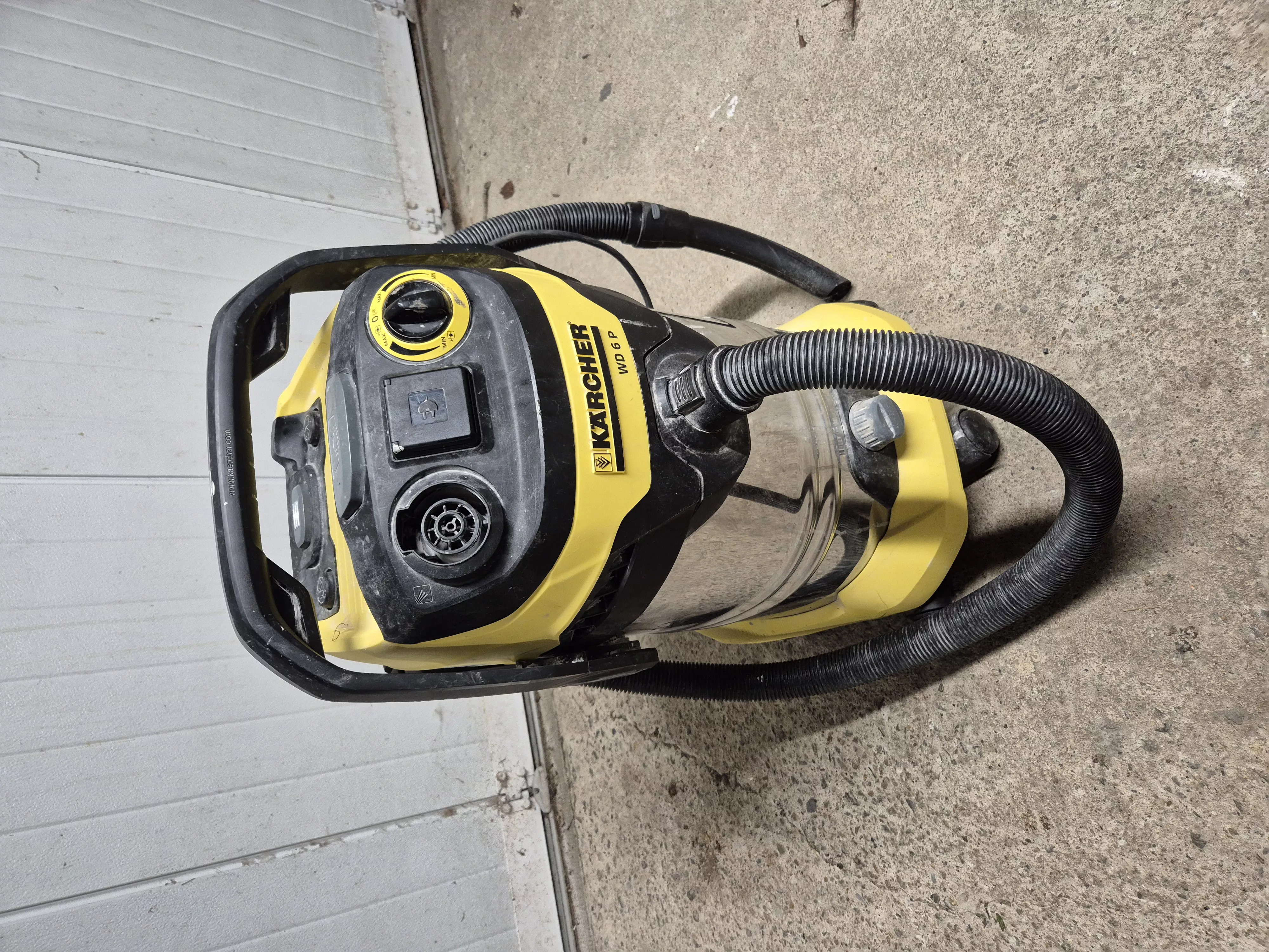 Aspirateur de chantier 