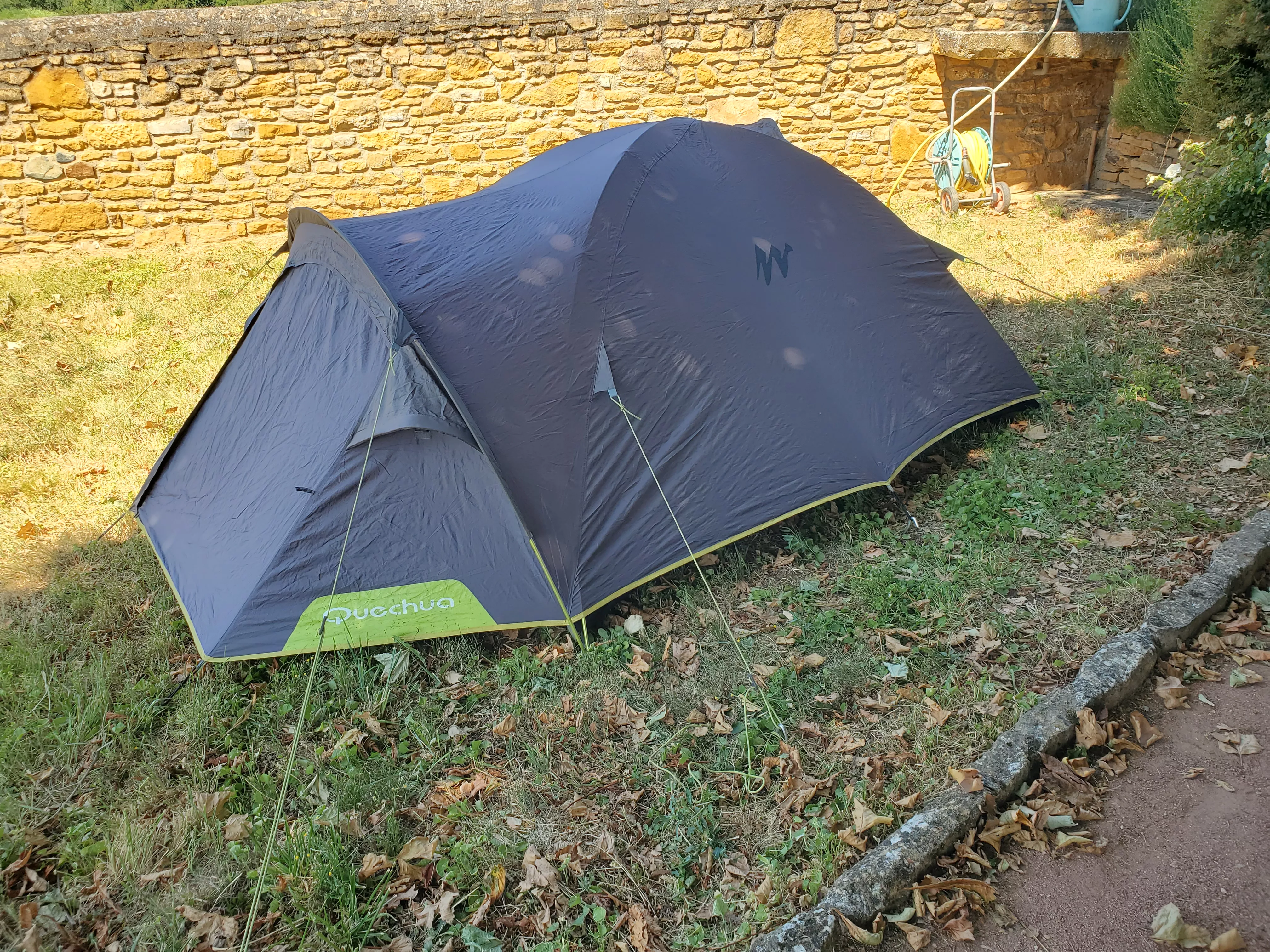 Tente 2 places légère Quechua Decathlon