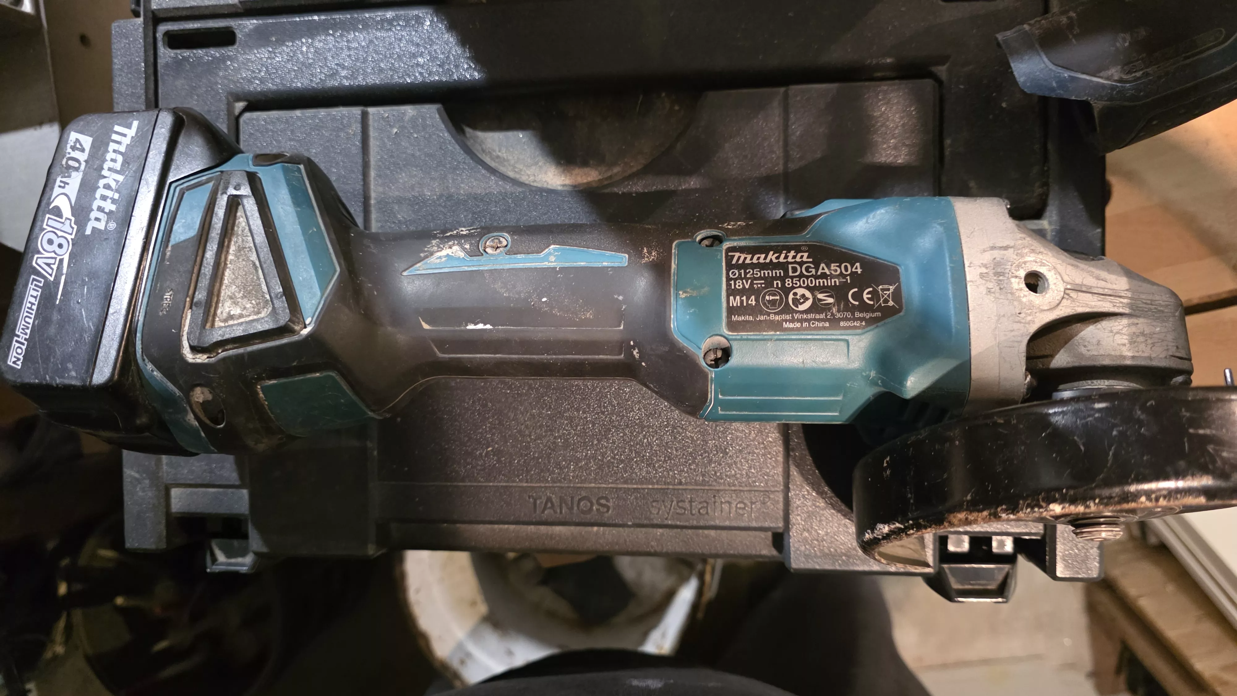 Meuleuse d'angle sans fil Makita 18V DGA504 – 125mm