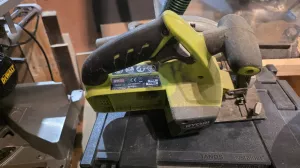 annonce location Scie circulaire compacte sans fil Ryobi 18V LCS-180